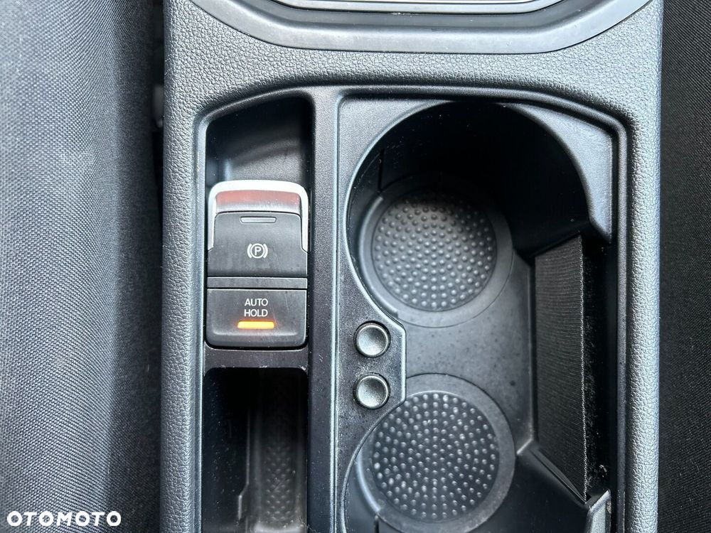 Volkswagen Touran 1.5 TSI EVO Comfortline - 31