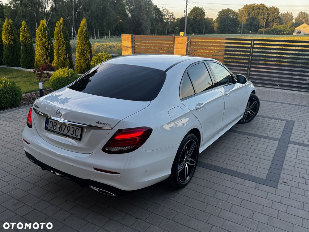 Mercedes-Benz Klasa E 220 d 4-Matic 9G-TRONIC - 6