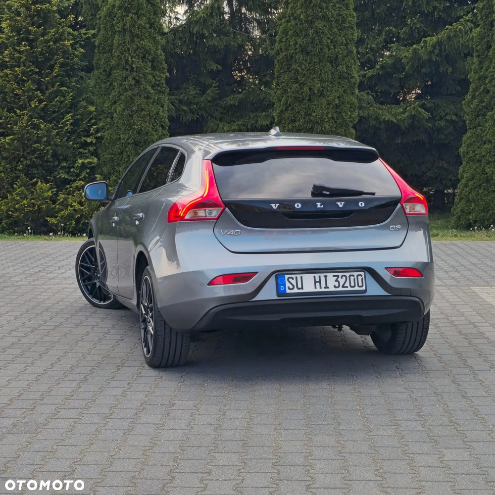Volvo V40 D2 Drive-E Summum - 11