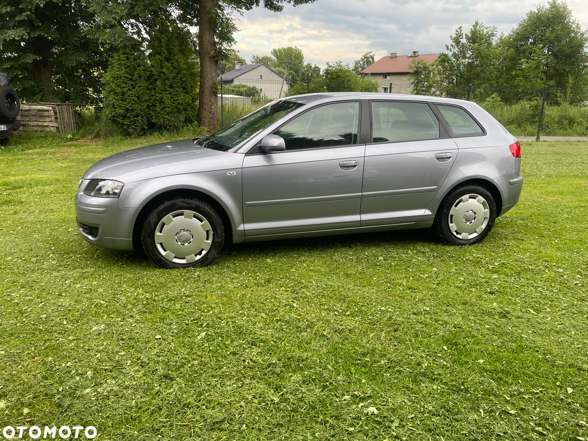 Audi A3 1.6 Sportback Ambiente - 2