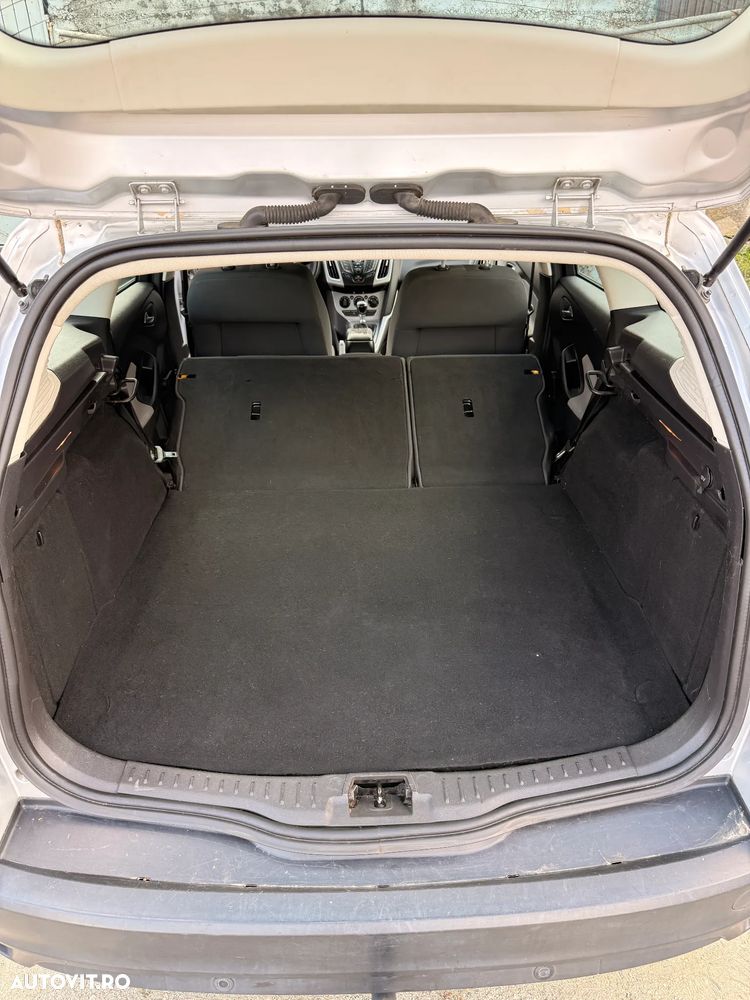 Ford Focus 1.5 TDCi DPF Start-Stopp-System Business - 13