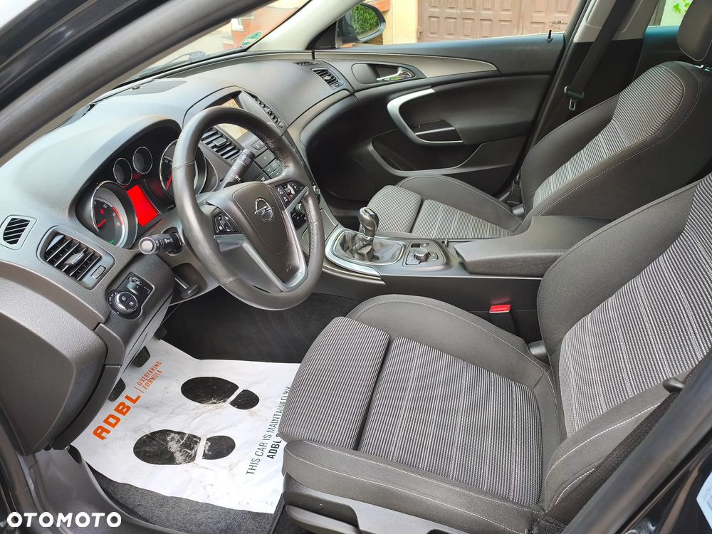 Opel Insignia 1.8 Cosmo - 27