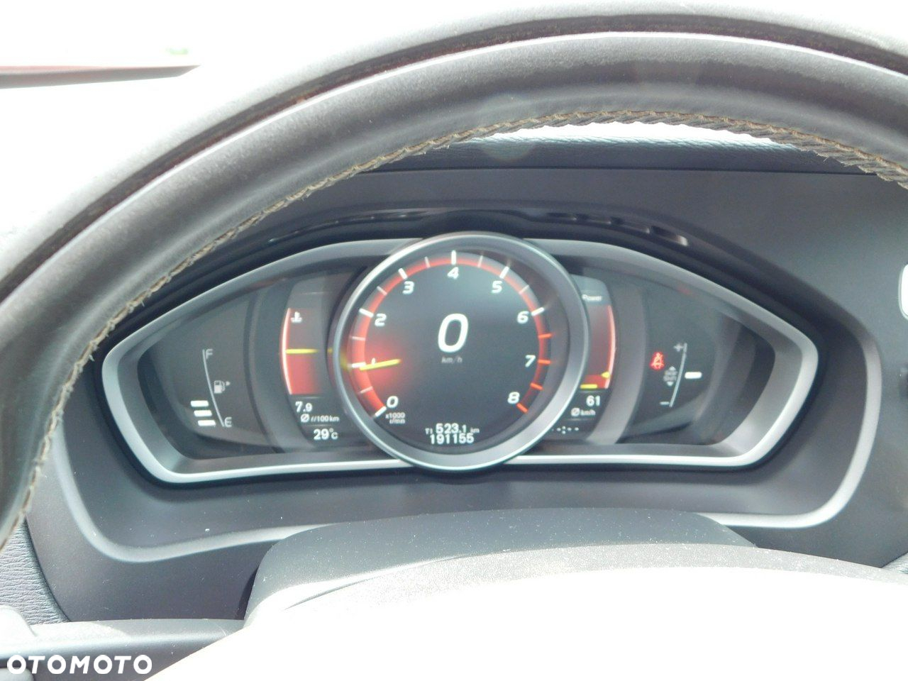 Volvo V40 T3 Drive-E R-Design Momentum - 16