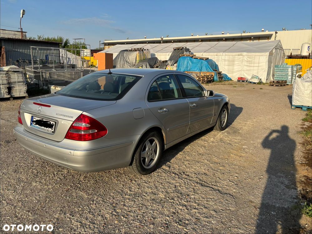 Mercedes-Benz Klasa E 200 Kompressor Elegance - 2