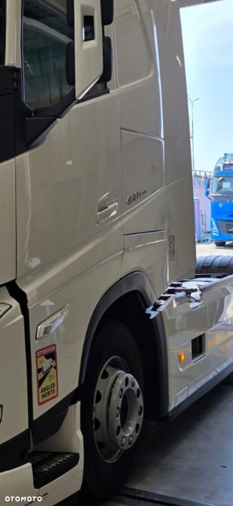 Volvo ///FH///500///2023///JEDYNE  311 TYŚ KM///1 TURBINA///KLIMATYZACJA POSTOJOWA///ZABUDOWY MIĘDZYOSIOWE/// VIRTUAL COCPIT///TABLET///KAMERA///STAN  BARDZO DOBRY - 23