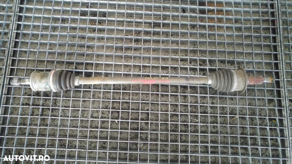 planetara dreapta spate mitsubishi outlander 2.0 di-d 2006-2012 - 2