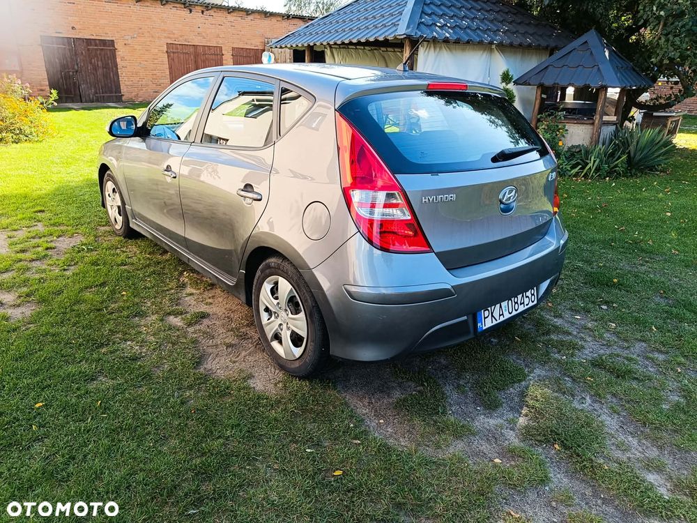 Hyundai i30 1.4 Comfort EU5 - 5