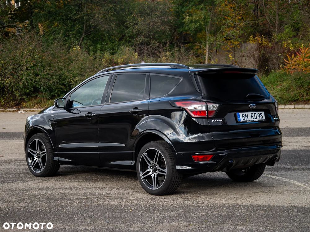 Ford Kuga 1.5 EcoBoost 4x4 ST-Line - 4