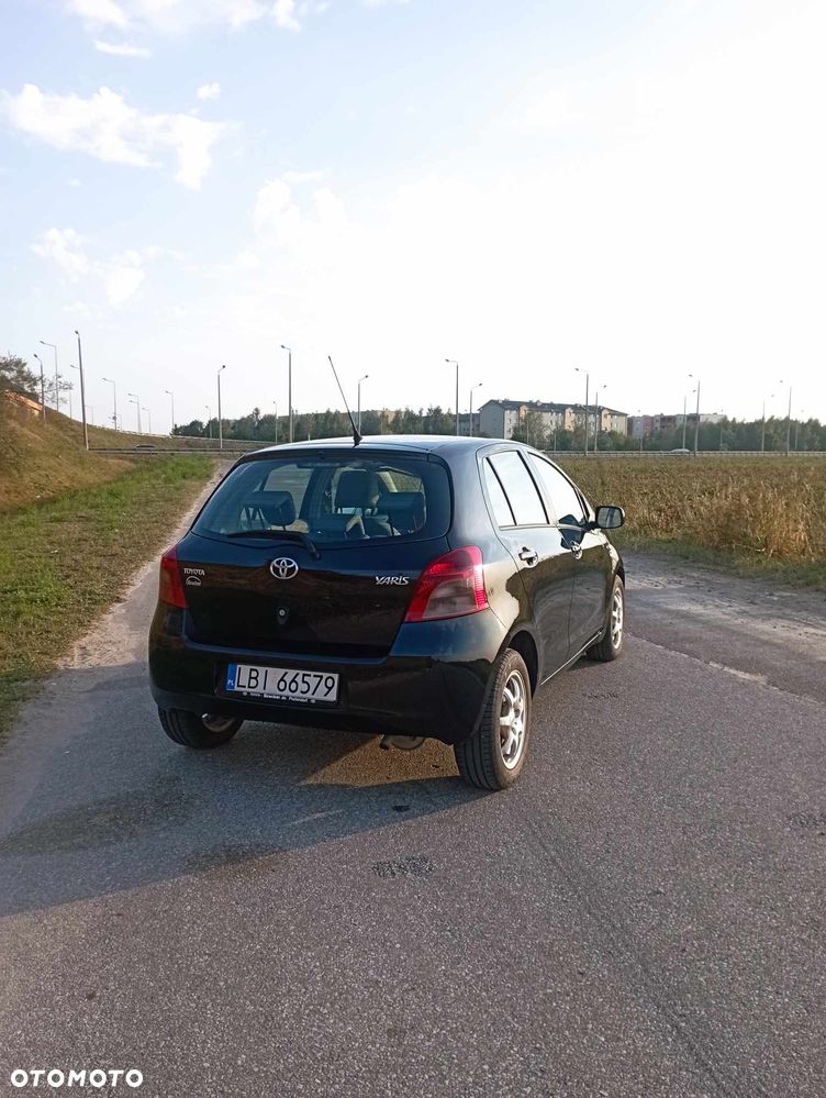 Toyota Yaris 1.3 Luna A/C - 7
