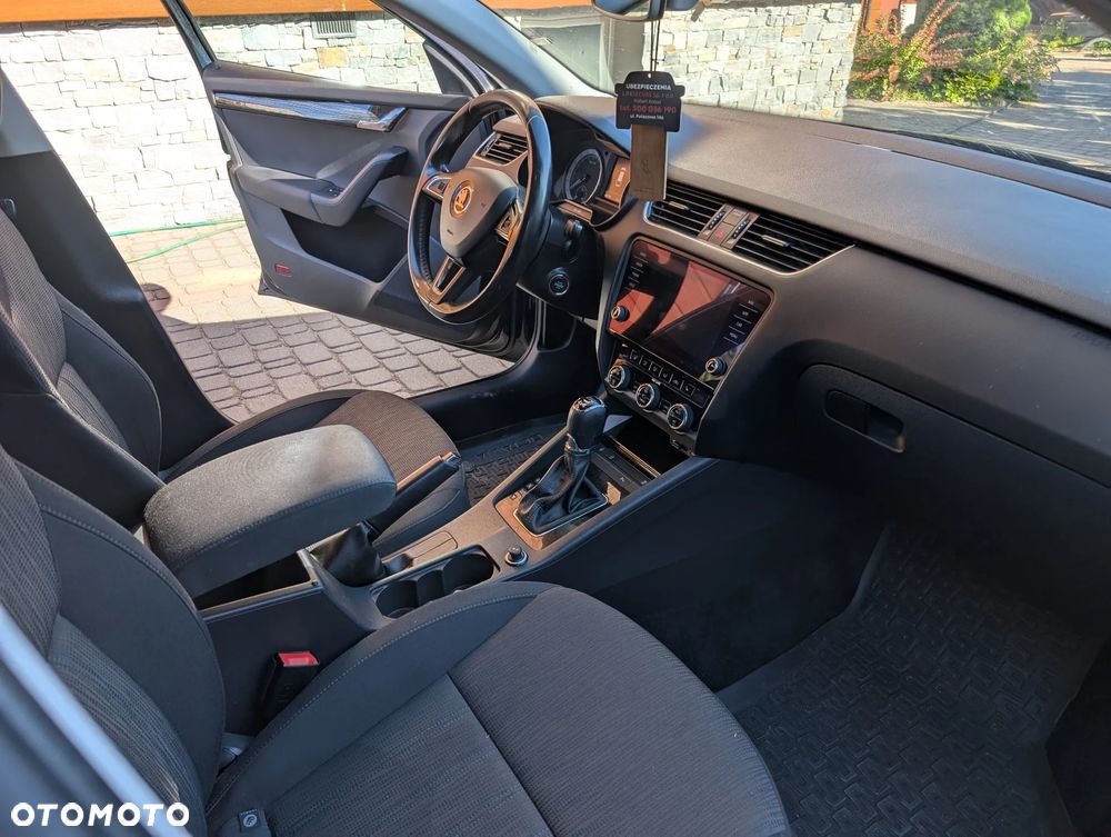 Skoda Octavia 2.0 TDI 4x4 Ambition DSG - 4