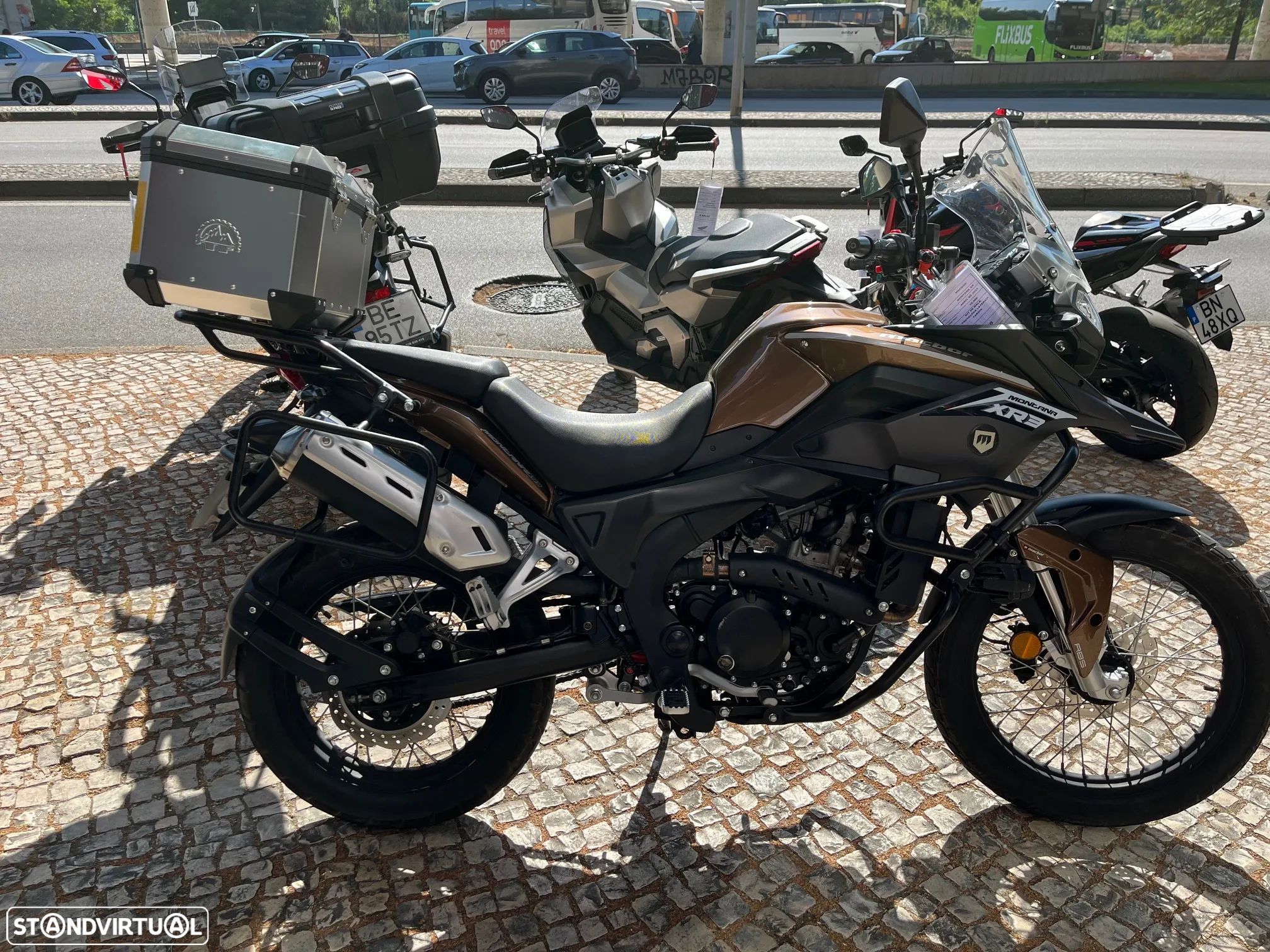 Macbor Montana XR3 250 - 1