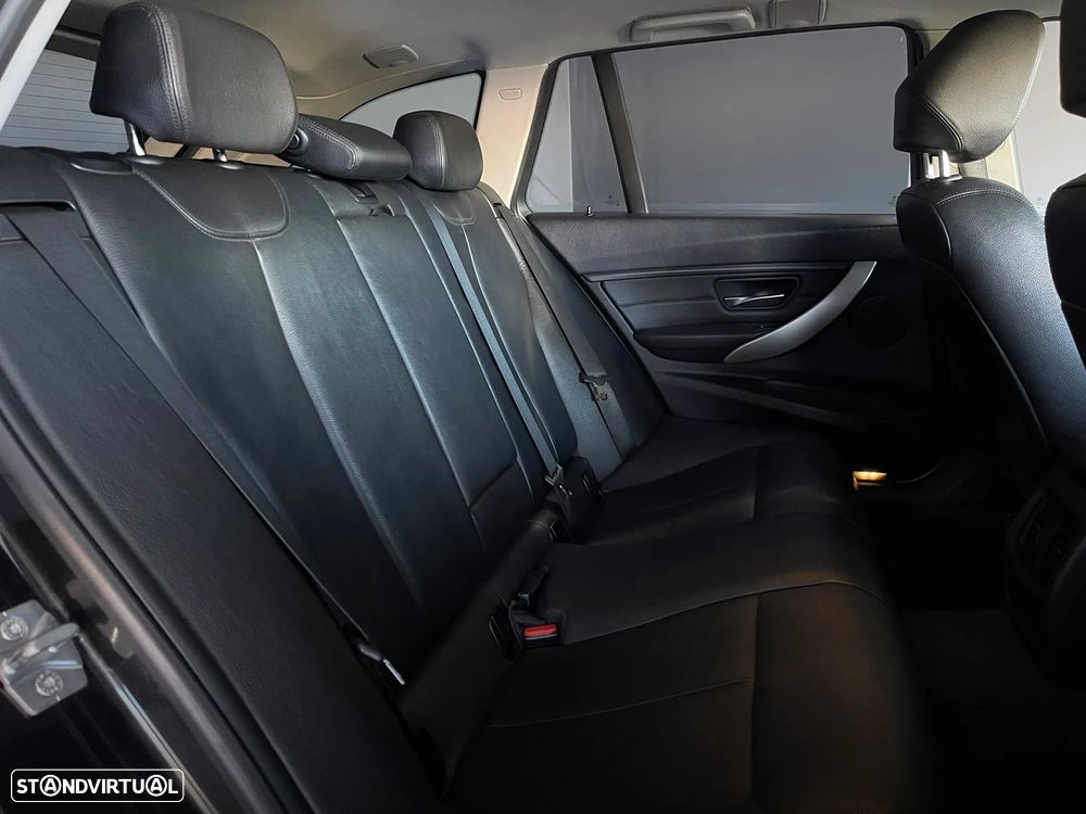 BMW 320 d Touring Sport Auto - 19