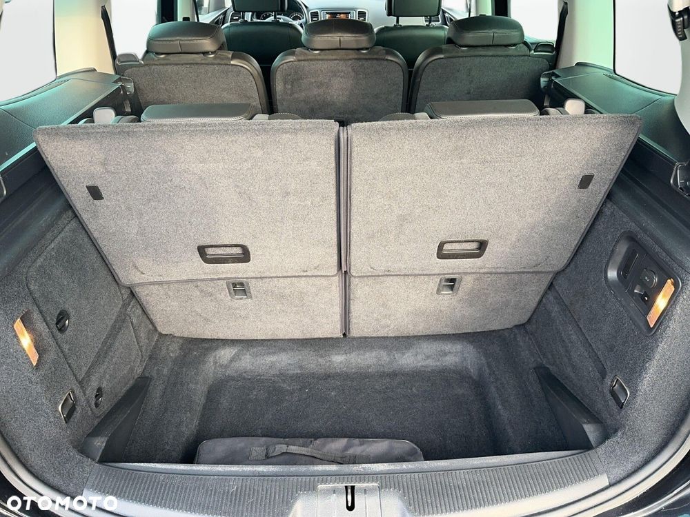 Volkswagen Sharan - 16