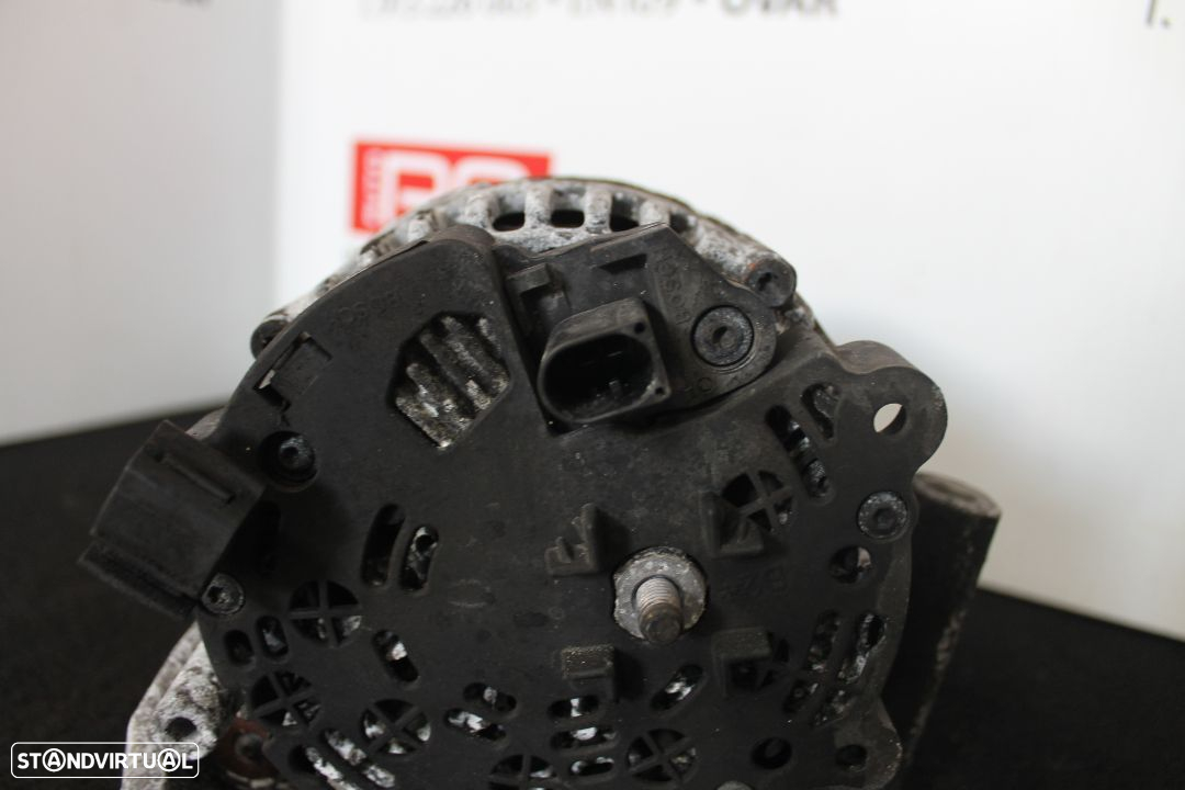 Alternador Volkswagen Transporter T5 - 4