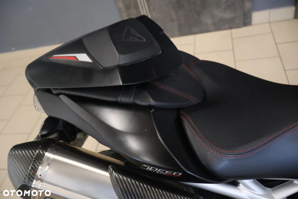 Triumph Speed Triple - 21