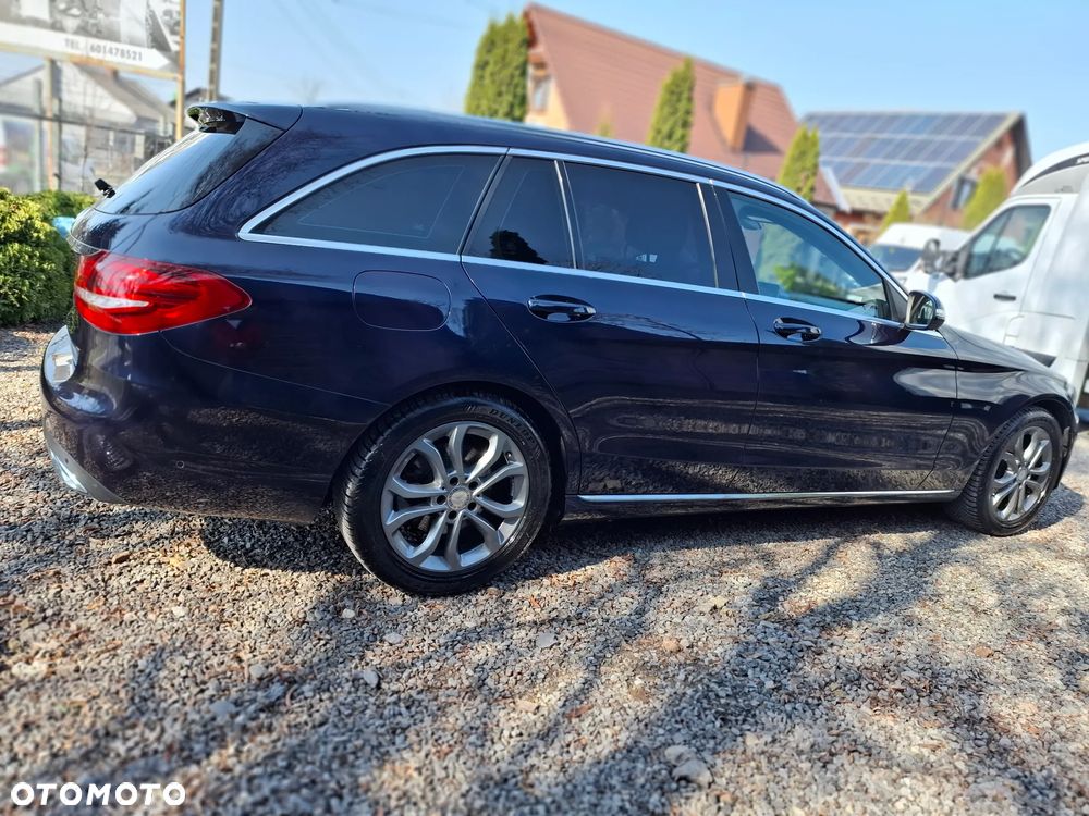Mercedes-Benz Klasa C 180 (BlueEFFICIENCY) Avantgarde - 12