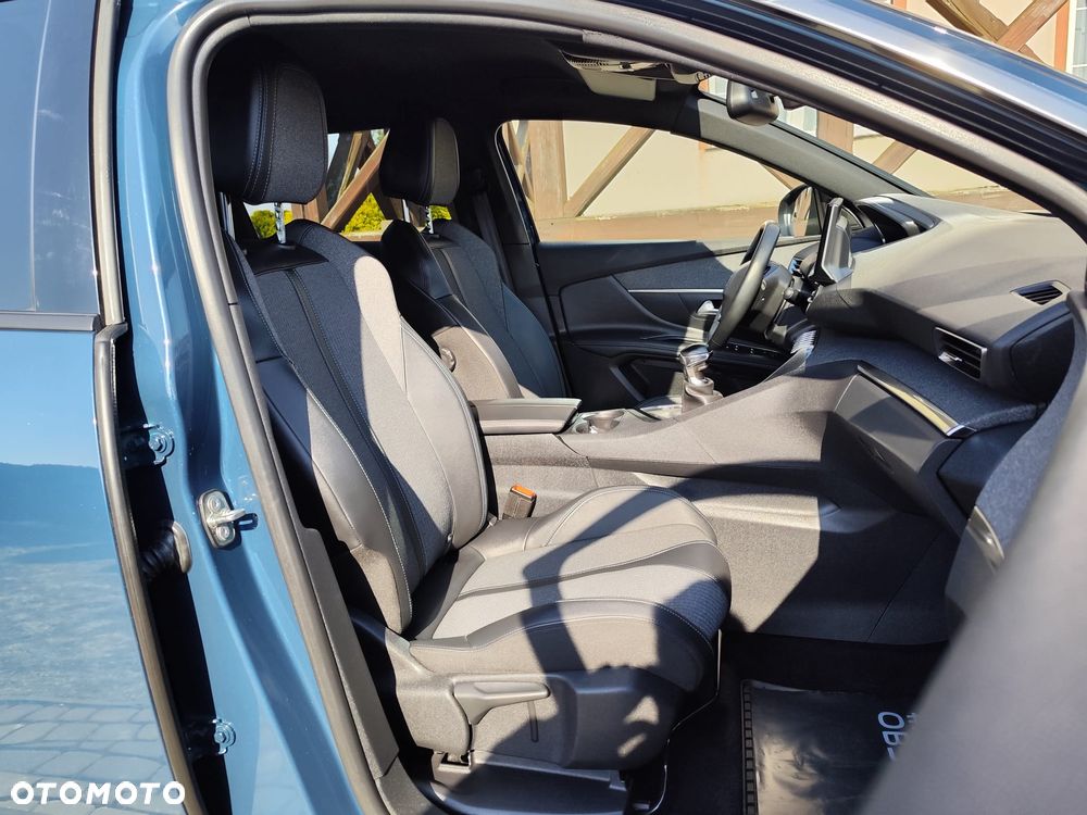 Peugeot 3008 PureTech 130 Stop & Start GPF Allure Pack - 14