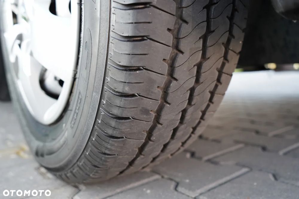 Renault MASTER /  BLASZAK / FURGON / MANUAL  / DMC 3500KG / SPROWADZONY / PO KONTRAKCIE SERWISOWYM - 18