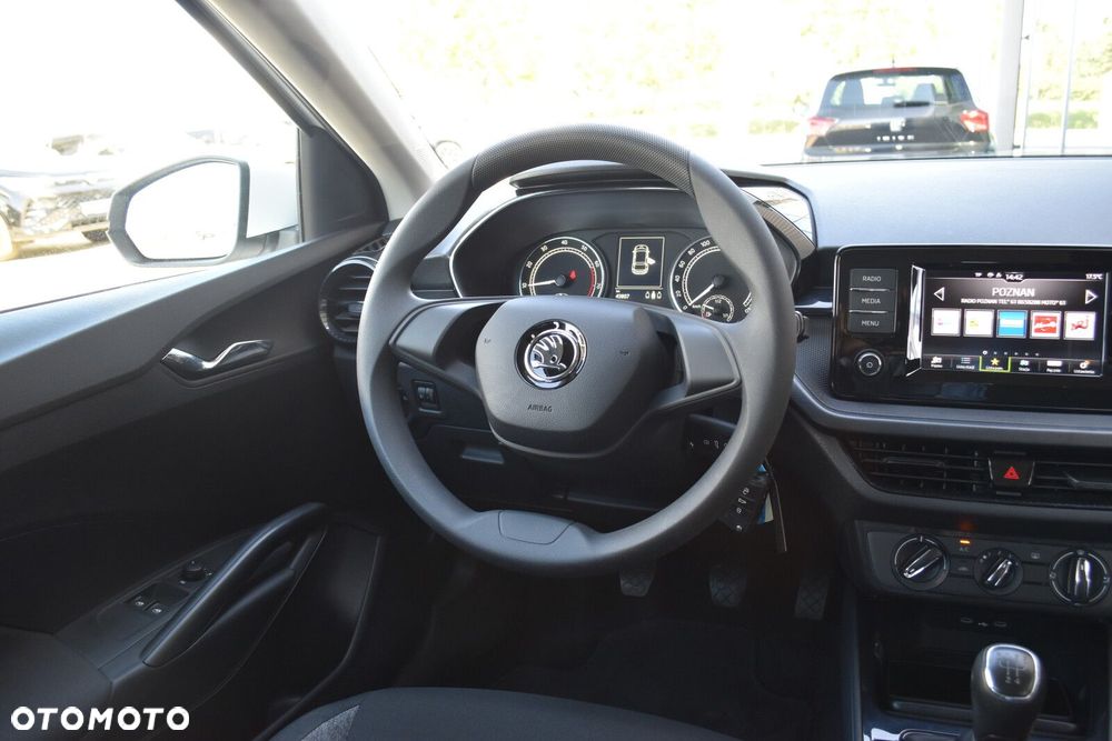 Skoda Fabia - 11