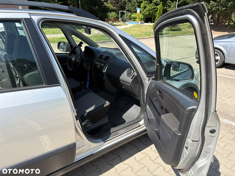 Fiat Sedici 2.0 Multijet 16V 4x4 Dynamic - 10