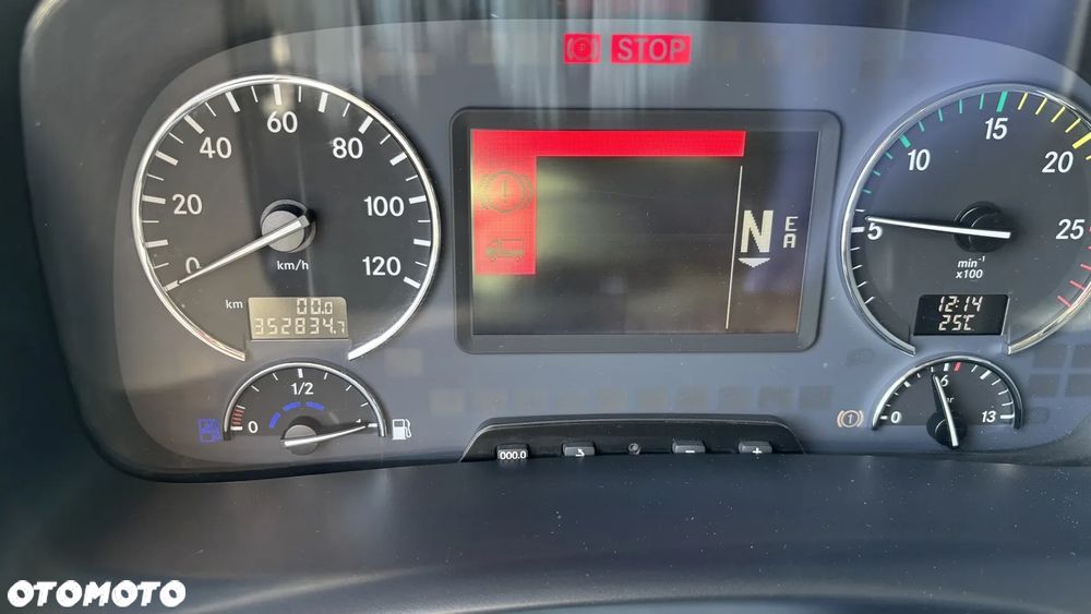 Mercedes-Benz 2548 - 10