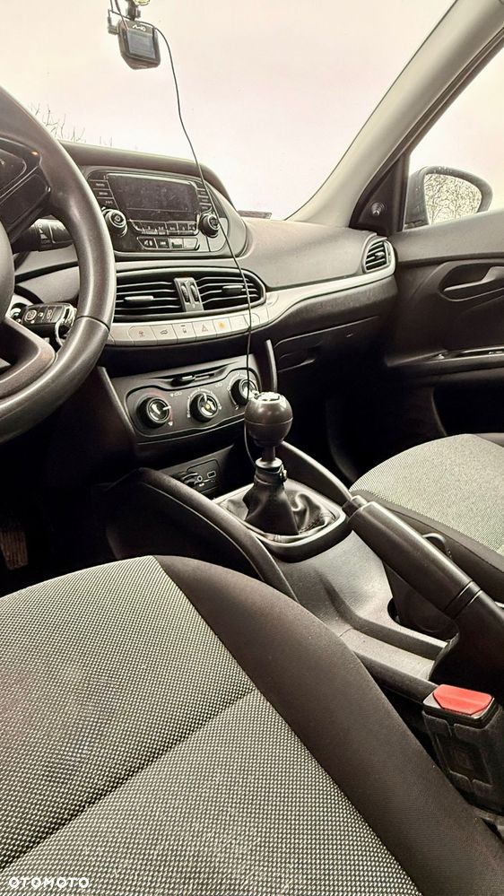 Fiat Tipo 1.4 16V Lounge - 19