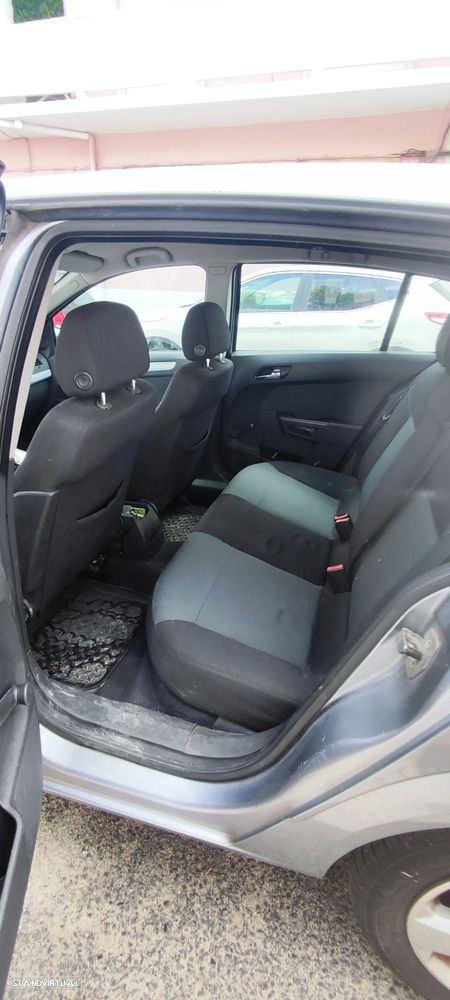Opel Astra - 10