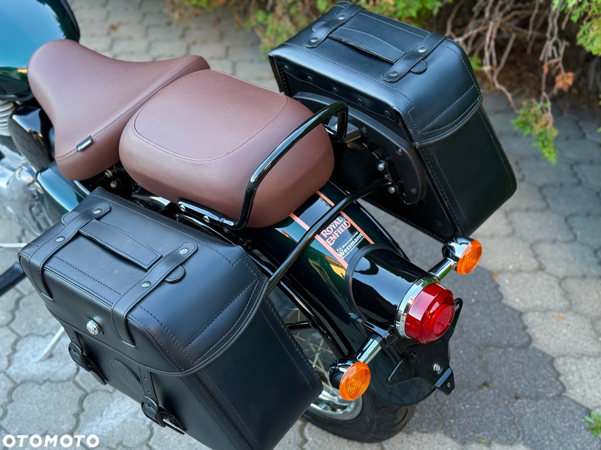 Royal Enfield Classic - 36