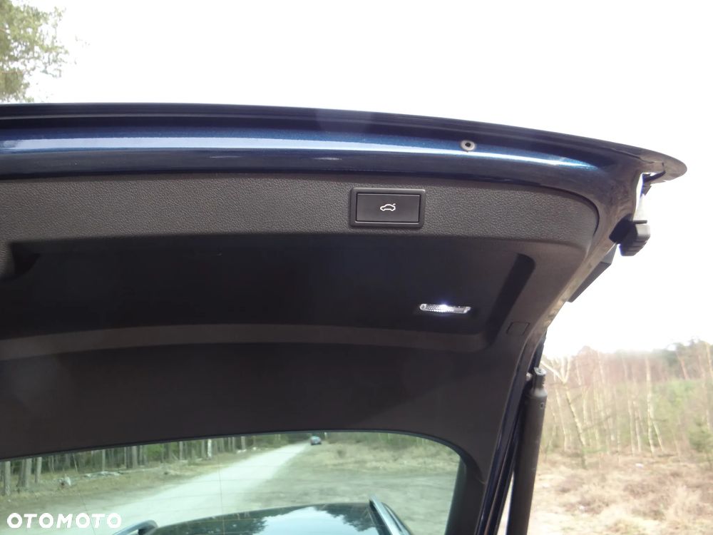 Skoda Superb 2.0 TDI Style DSG - 21