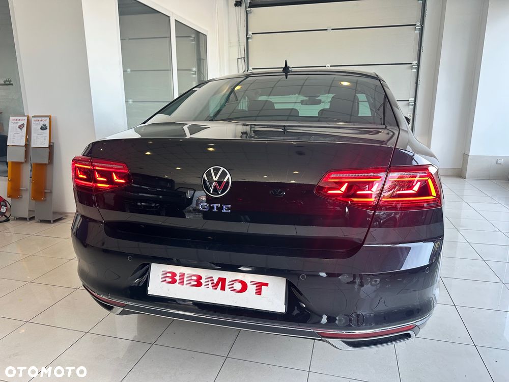 Volkswagen Passat - 5