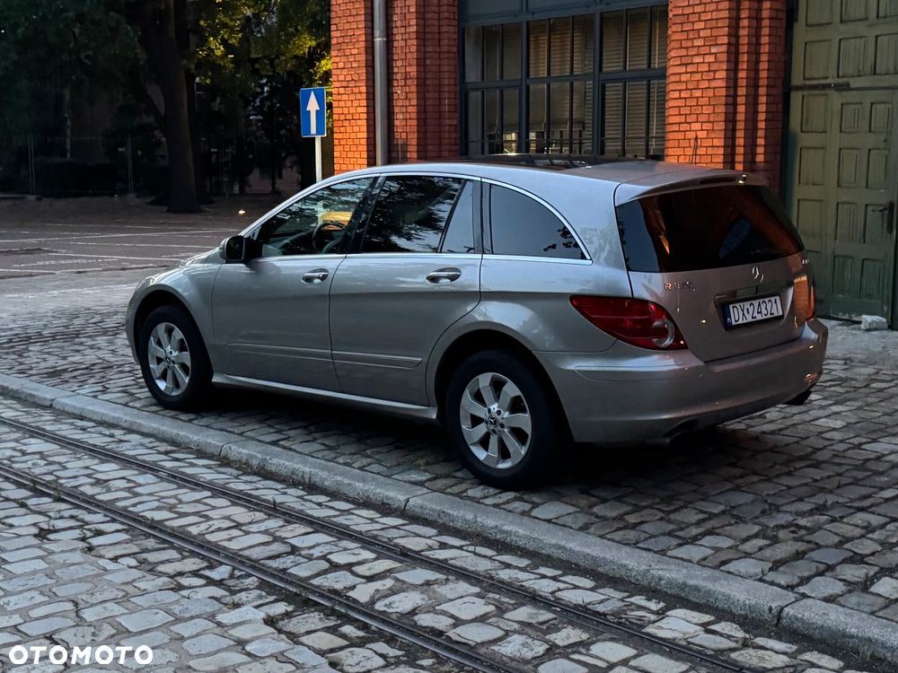 Mercedes-Benz Klasa R 350 4Matic 7G-TRONIC - 14
