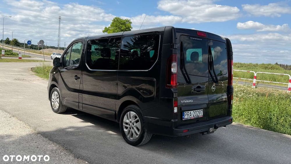 Opel Vivaro - 34