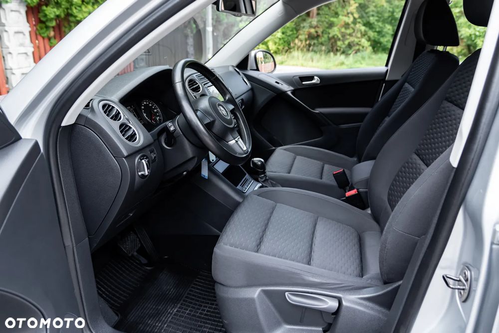 Volkswagen Tiguan - 19