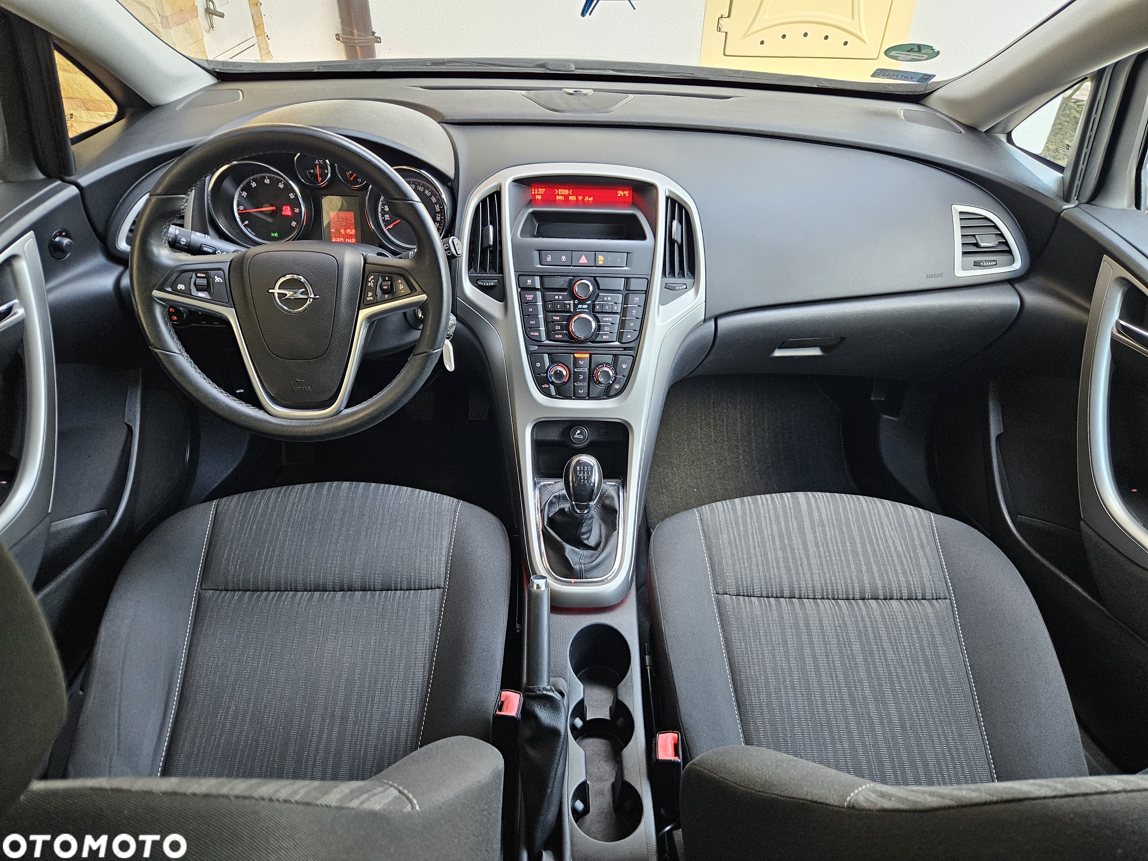 Opel Astra - 35