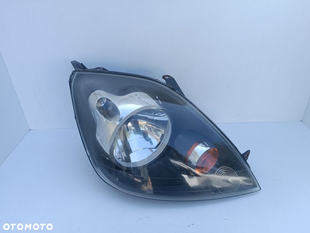 FORD FIESTA MK6 LAMPA PRAWA PRZÓD PRZEDNIA EU  6S61-13W029-AE - 1