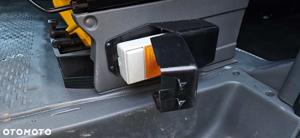 Iveco DAILY 50C35 MAX DLUGA BRYGADÓWKA KLIMATYZACJA - 39