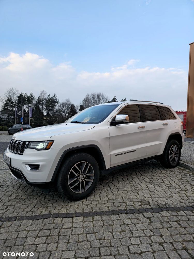 Jeep Grand Cherokee - 9