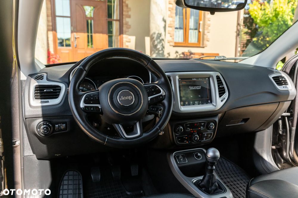 Jeep Compass 1.4 MultiAir Business Line - 37