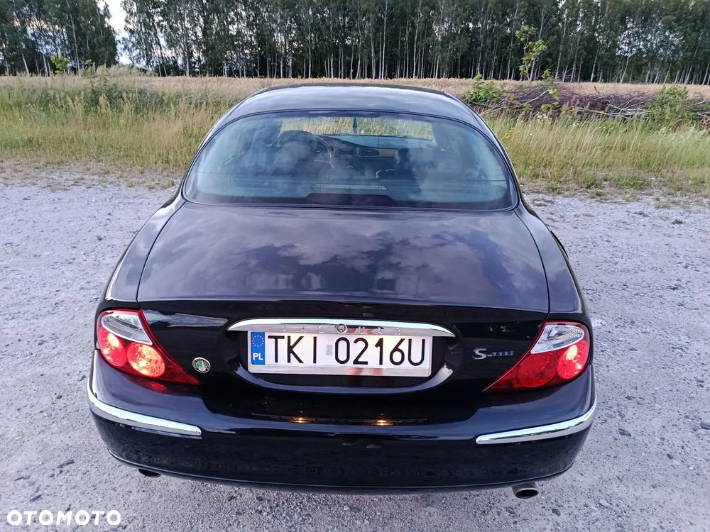 Jaguar S-Type - 9