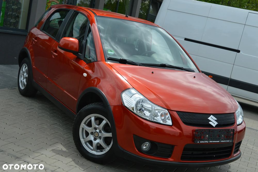 Suzuki SX4 1.5 Streetline 4x2 Classic - 1