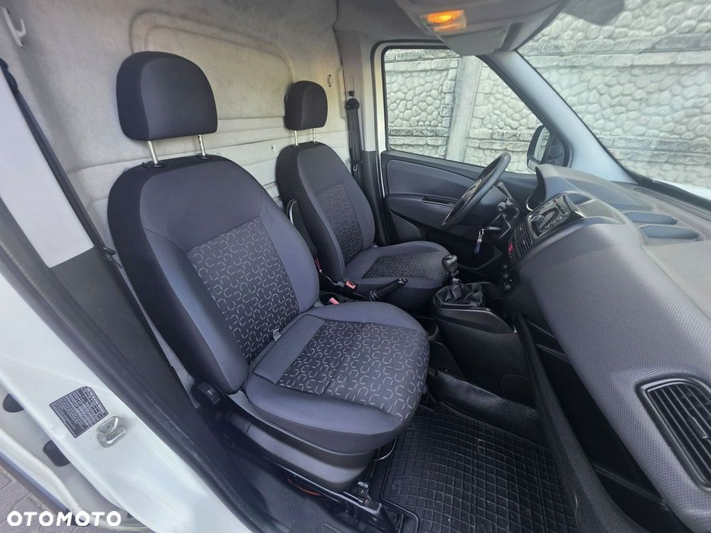 Fiat Doblo - 19