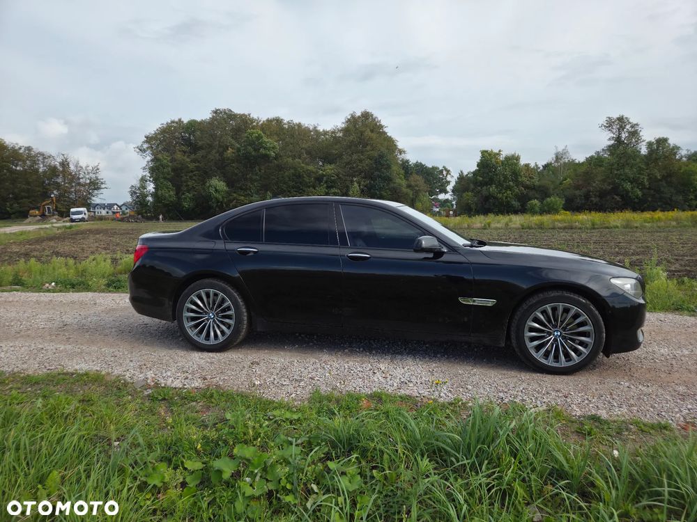 BMW Seria 7 2009 photo 4