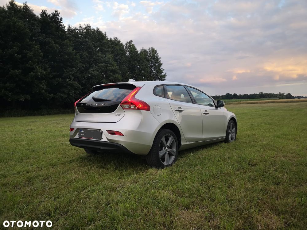 Volvo V40 D2 Kinetic - 3