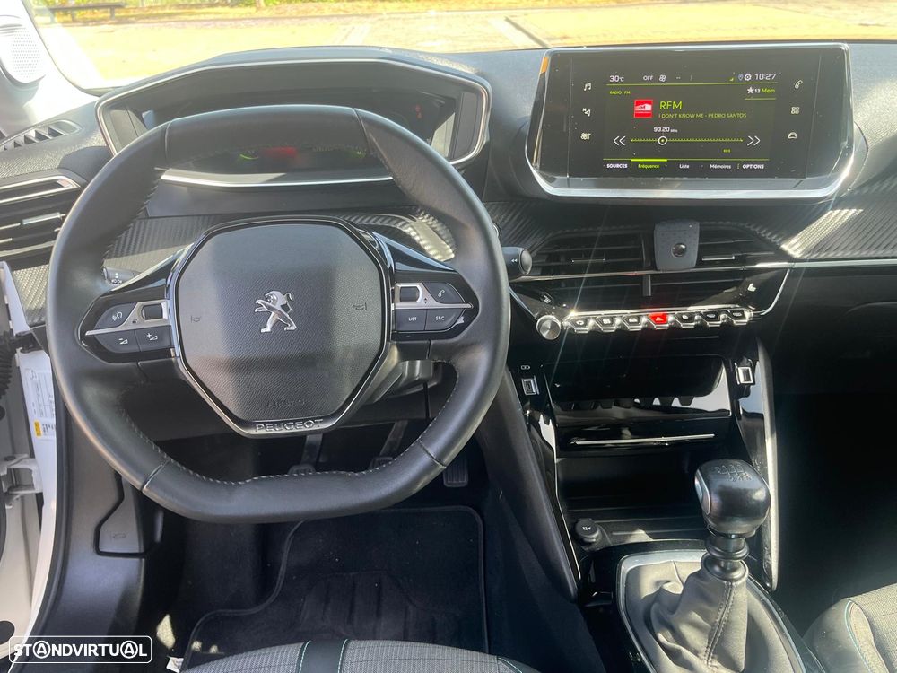 Peugeot 2008 - 17