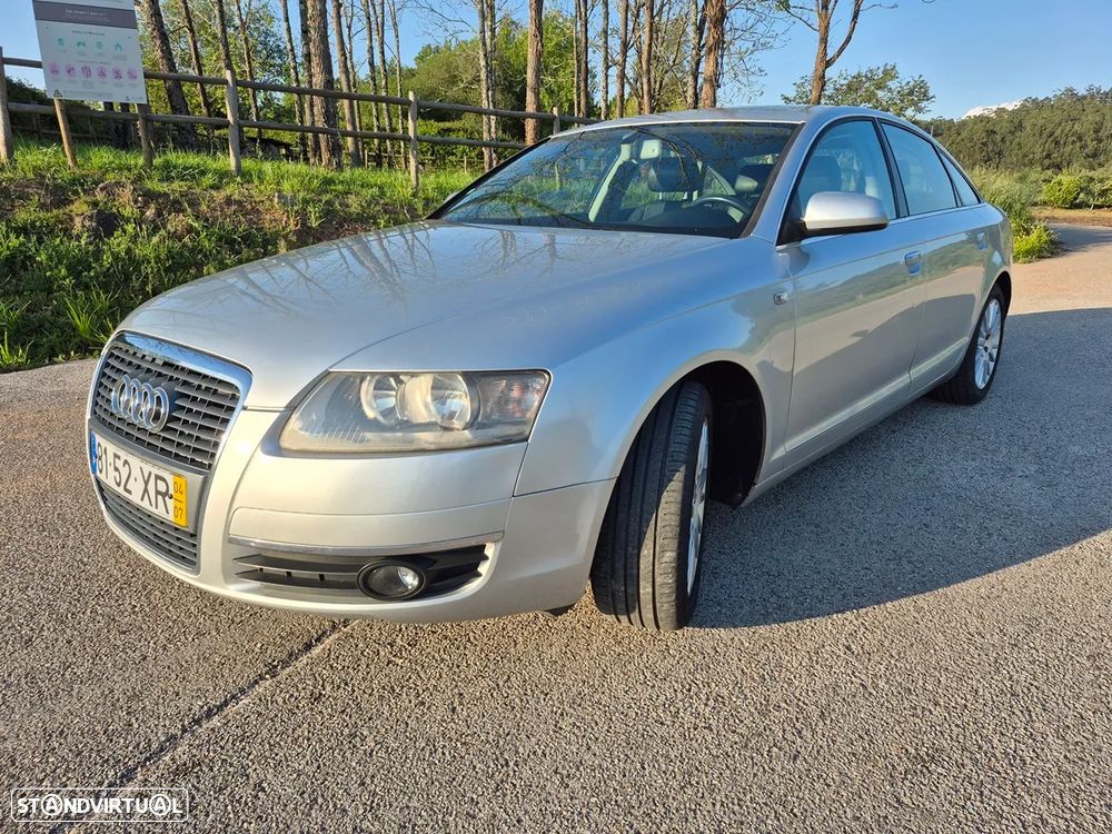 Audi A6 2.4 - 1