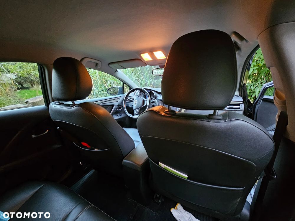 Toyota Avensis 2.0 Prestige MS - 3