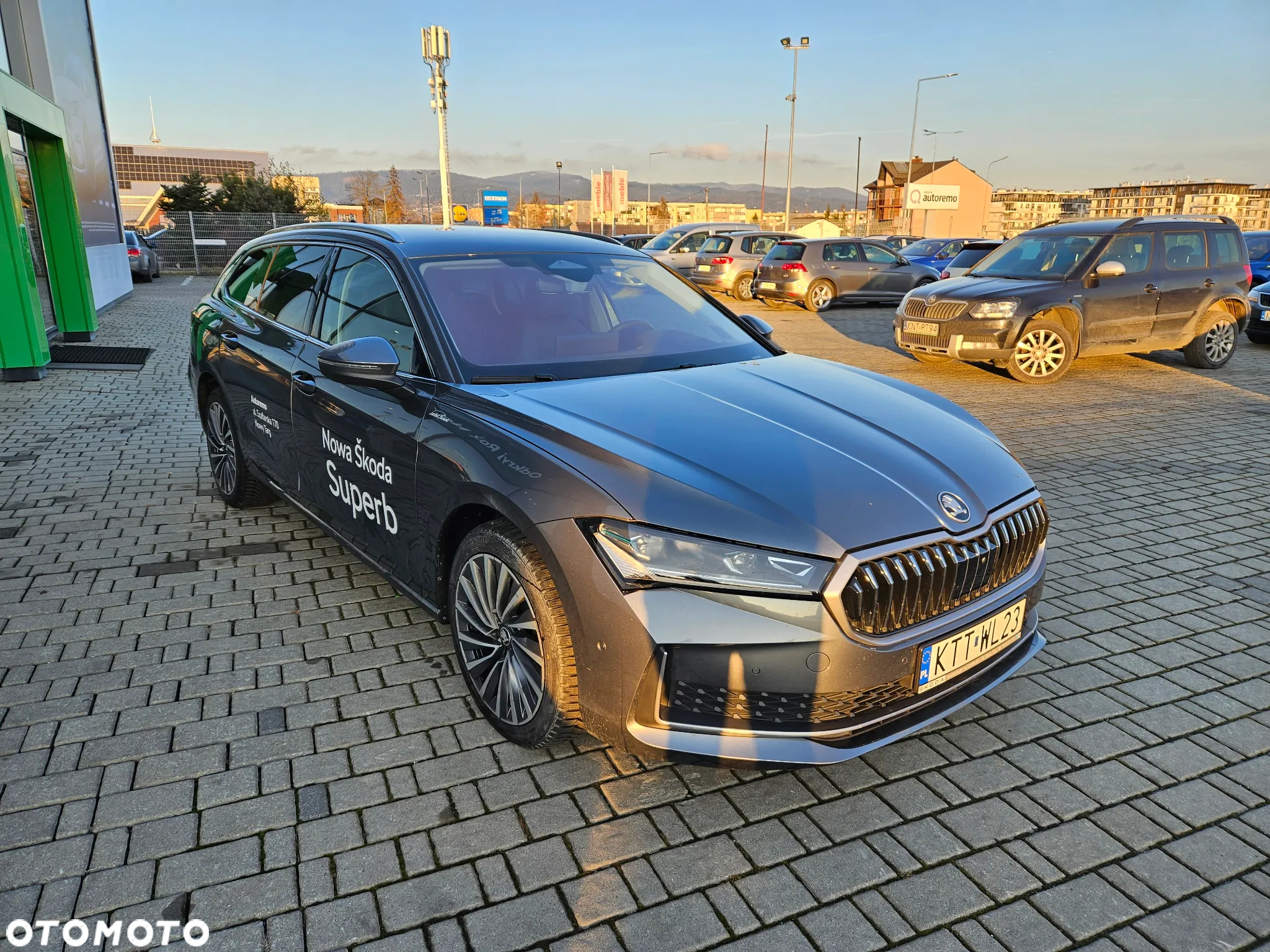 Skoda Superb 2.0 TDI SCR 4x4 L&K DSG - 3
