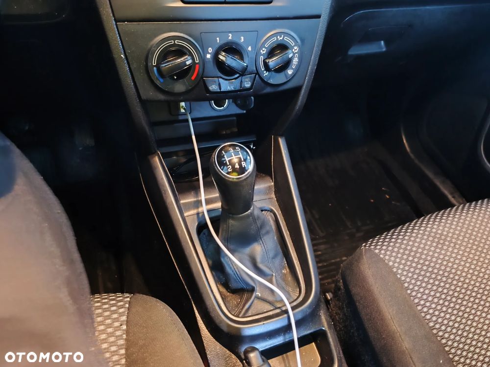 Suzuki Vitara 1.6 Comfort 2WD - 13