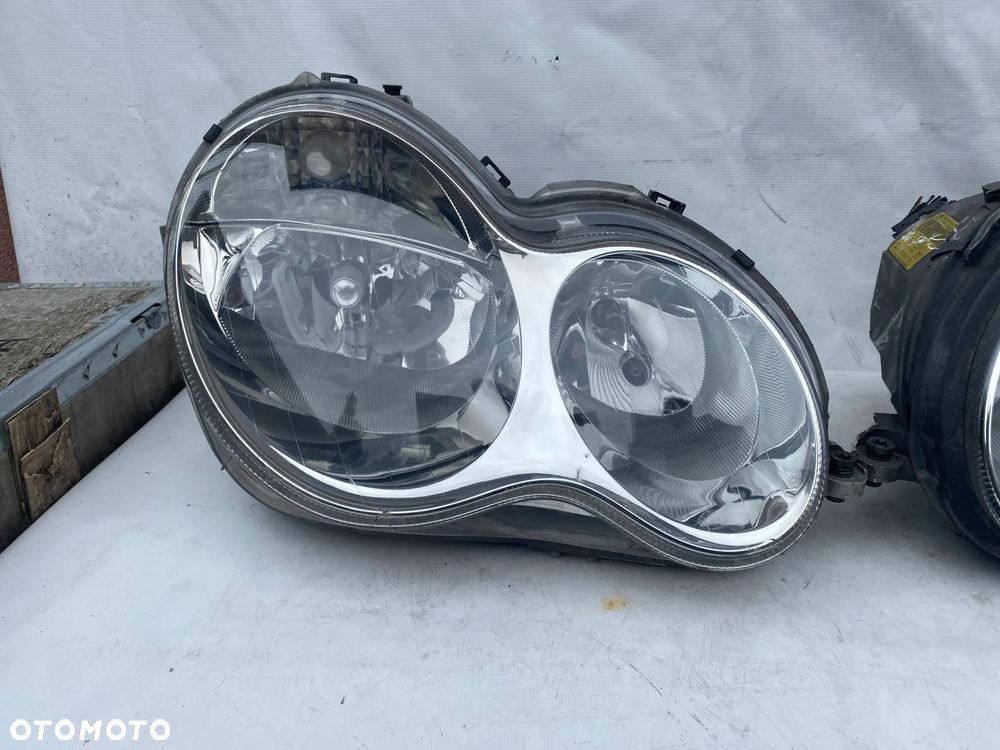 lampy c klasa w203 lift komplet eu całe - 4
