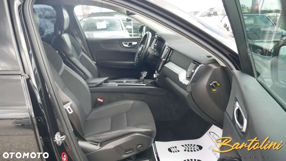 Volvo XC 60 - 21